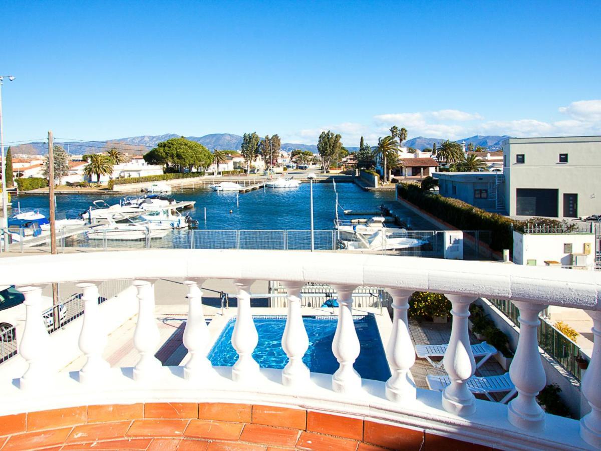 Holiday Home Requesens Canal Empuriabrava Εξωτερικό φωτογραφία